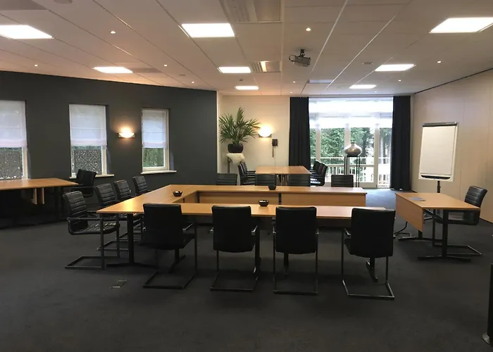 Westcord De Veluwe Hotel 4*